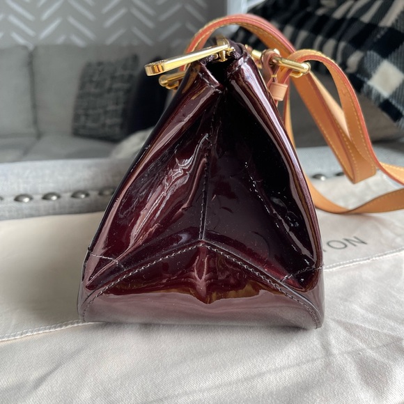Louis Vuitton Vernis Amarante Rosewood Bag - Picture 3 of 10